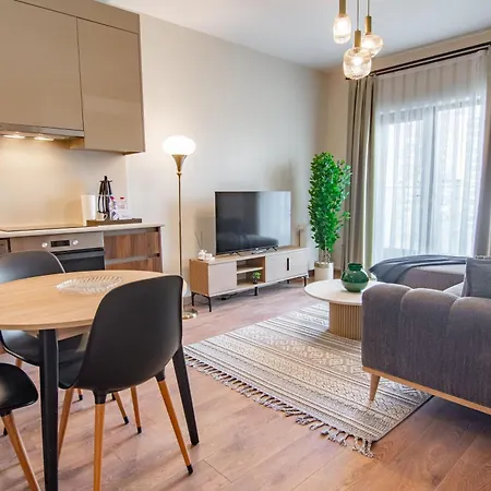 New 1bdr With Relaxing Ambience Lägenhet *